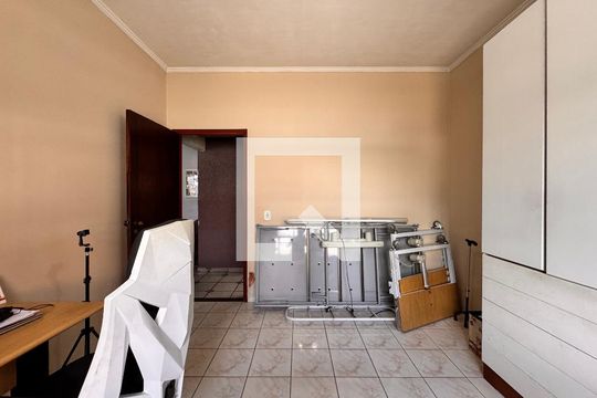 Quarto 1 de casa à venda com 4 quartos, 205m² em Jardim Santo Alberto, Santo André