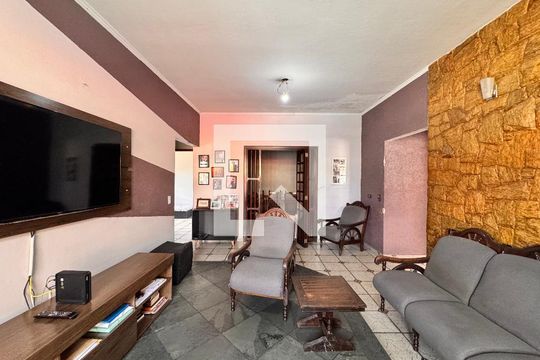 Sala de casa à venda com 4 quartos, 205m² em Jardim Santo Alberto, Santo André