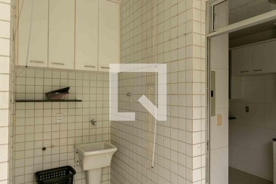 Área de Serviço de apartamento para alugar com 3 quartos, 170m² em Dona Clara, Belo Horizonte