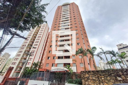 Fachada de apartamento para alugar com 3 quartos, 70m² em Cambuci, São Paulo