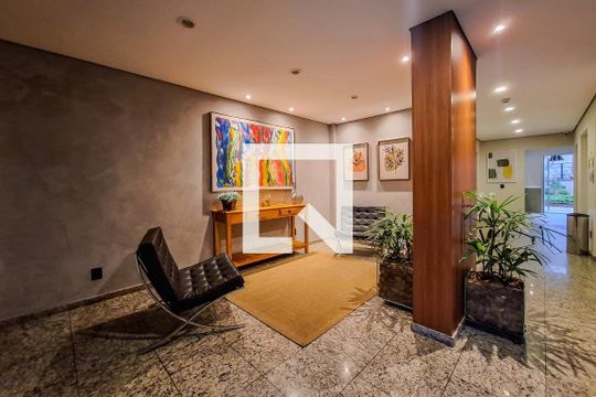 Hall de entrada de apartamento para alugar com 3 quartos, 70m² em Cambuci, São Paulo