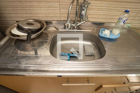 Cozinha  de apartamento à venda com 2 quartos, 48m² em Casa Grande, Diadema