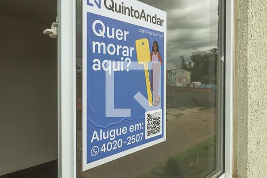 Fachada de apartamento para alugar com 2 quartos, 45m² em Mário Quintana, Porto Alegre