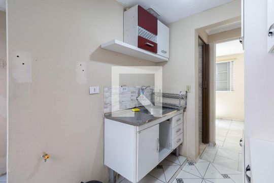 Cozinha de apartamento para alugar com 2 quartos, 50m² em Jardim Etelvina, São Paulo