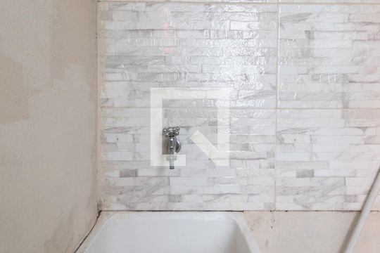 Área de Serviço de apartamento para alugar com 2 quartos, 50m² em Jardim Etelvina, São Paulo