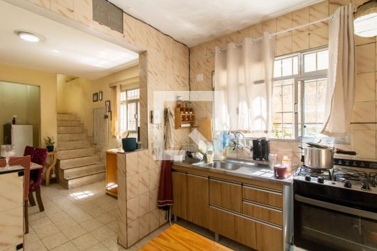 Cozinha de casa à venda com 4 quartos, 125m² em Jardim Flor da Montanha, Guarulhos