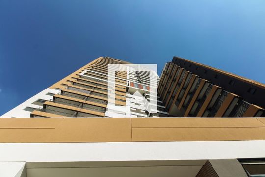 Condomínio - Fachada de apartamento à venda com 2 quartos, 71m² em Vila Esperança, São Paulo