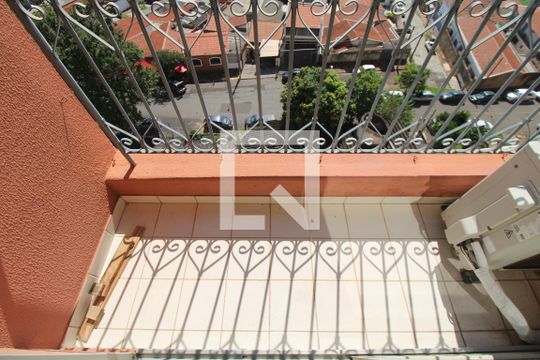 Varanda da Sala  de apartamento para alugar com 3 quartos, 70m² em Vila Nova, Campinas
