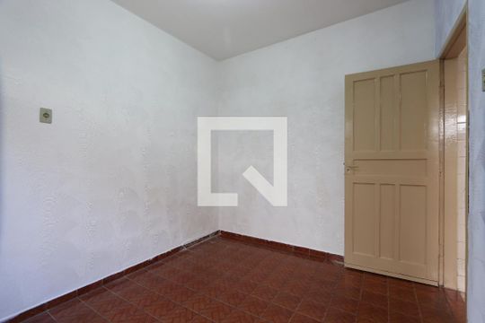 Quarto 2 de casa para alugar com 2 quartos, 55m² em Vila Divina Pastora, São Paulo