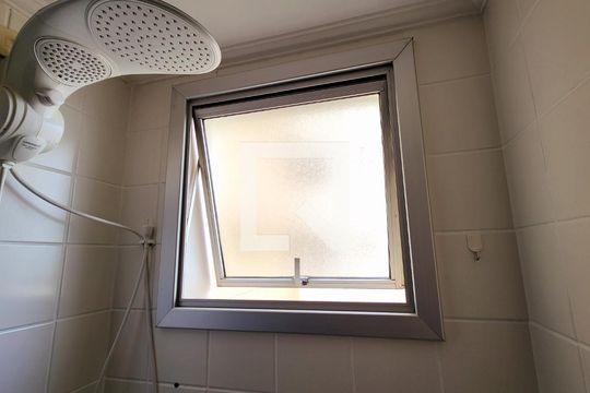 Banheiro de apartamento para alugar com 3 quartos, 68m² em Jardim Shangai, Jundiaí