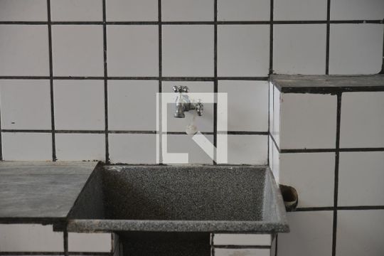 Área de Serviço de casa à venda com 5 quartos, 380m² em Jardim Ipanema, Santo André