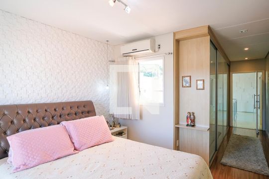 Suíte 1 de casa à venda com 3 quartos, 465m² em Rudge Ramos, São Bernardo do Campo