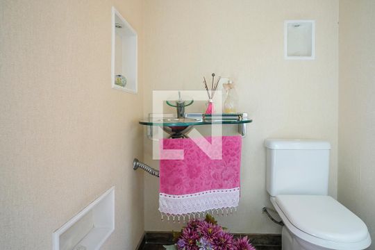 Lavabo 1 de casa para alugar com 3 quartos, 465m² em Rudge Ramos, São Bernardo do Campo