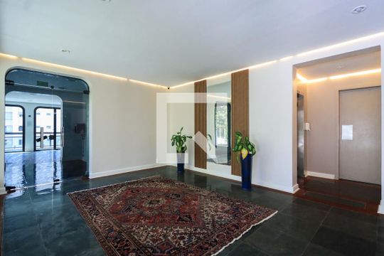 Hall de apartamento para alugar com 4 quartos, 350m² em Real Parque, São Paulo