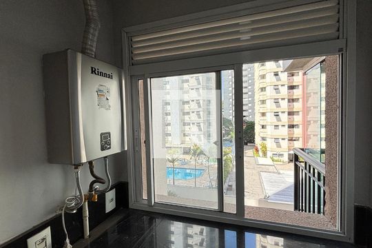 Cozinha de apartamento para alugar com 2 quartos, 65m² em Vila Curuçá, Santo André