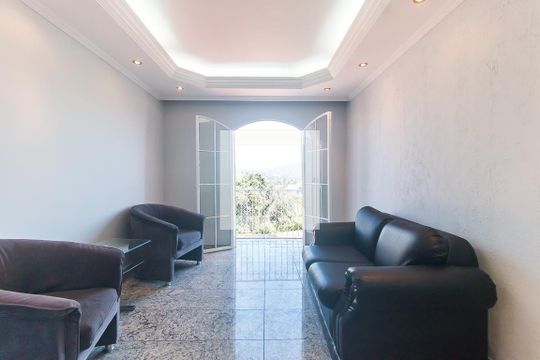 Apartamento para alugar com 2 quartos, 72m² em Vila Lavinia, Mogi das Cruzes