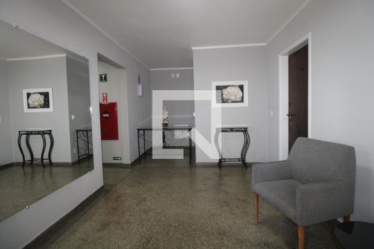 Hall de Entrada de apartamento à venda com 2 quartos, 70m² em Jardim Proença, Campinas
