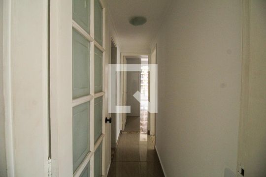 Corredor de apartamento à venda com 3 quartos, 85m² em Barra da Tijuca, Rio de Janeiro