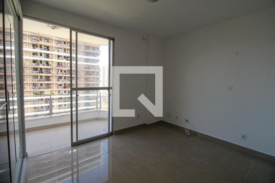Suíte  de apartamento à venda com 3 quartos, 85m² em Barra da Tijuca, Rio de Janeiro