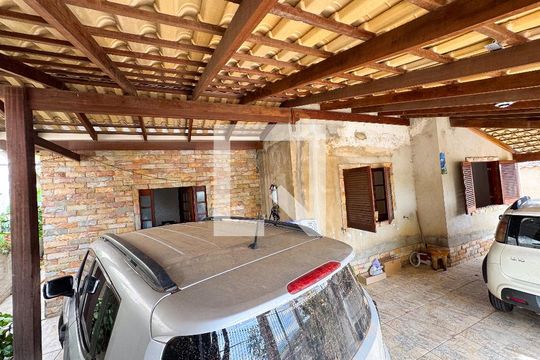Garagem de casa à venda com 5 quartos, 400m² em Riacho das Pedras, Contagem