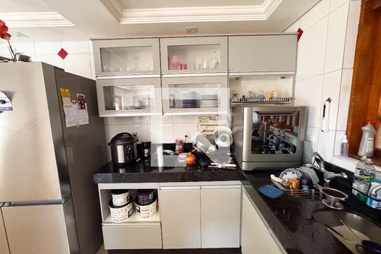 Cozinha de casa à venda com 5 quartos, 400m² em Riacho das Pedras, Contagem