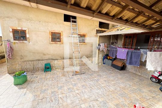 Quintal de casa à venda com 5 quartos, 400m² em Riacho das Pedras, Contagem