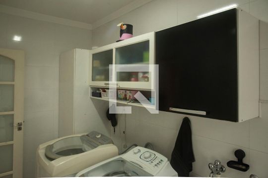 Área de Serviço de casa à venda com 3 quartos, 330m² em Vila da Saúde, São Paulo