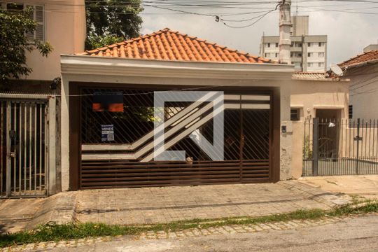 Fachada de casa à venda com 3 quartos, 330m² em Vila da Saúde, São Paulo