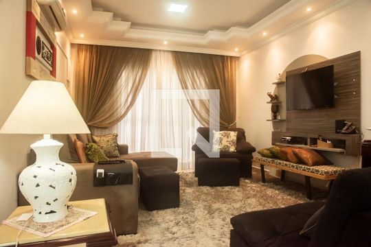 Sala de casa à venda com 3 quartos, 330m² em Vila da Saúde, São Paulo