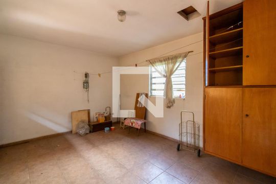 Area de Serviço de casa à venda com 3 quartos, 376m² em Vila Harmonia, Guarulhos