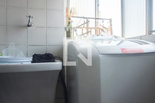 Área de Serviço de apartamento à venda com 2 quartos, 55m² em Chácara Inglesa, São Paulo