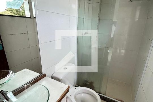 Banheiro da Suíte de casa para alugar com 2 quartos, 110m² em Campinho, Rio de Janeiro