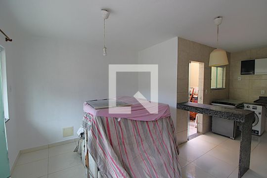 Sala de casa para alugar com 2 quartos, 110m² em Campinho, Rio de Janeiro