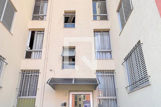 Fachada + plaquinha de apartamento à venda com 2 quartos, 60m² em São José, São Caetano do Sul