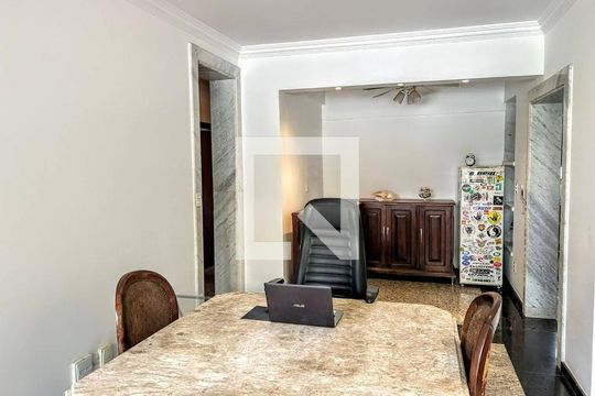 Sala de apartamento à venda com 4 quartos, 136m² em Coracao de Jesus, Belo Horizonte