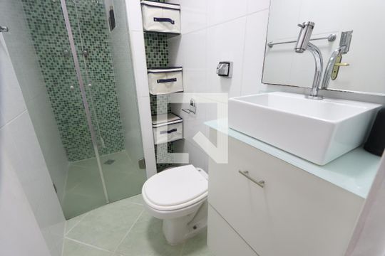 Banheiro de apartamento para alugar com 2 quartos, 42m² em Vila Prudente, São Paulo