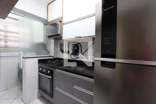Cozinha de apartamento para alugar com 2 quartos, 42m² em Vila Prudente, São Paulo
