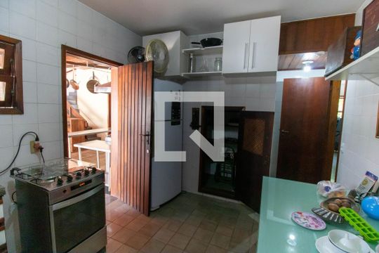 Casa 2 Cozinha de casa de condomínio à venda com 6 quartos, 456m² em Itacoatiara, Niterói