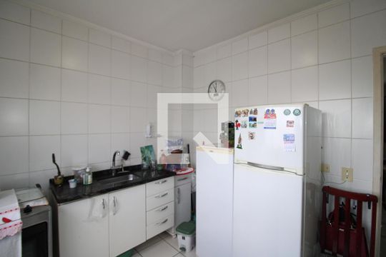 Cozinha de casa de condomínio à venda com 2 quartos, 90m² em Vila Amalia (zona Norte), São Paulo