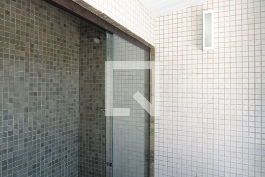 Área Externa de casa à venda com 5 quartos, 370m² em São Luiz, Belo Horizonte