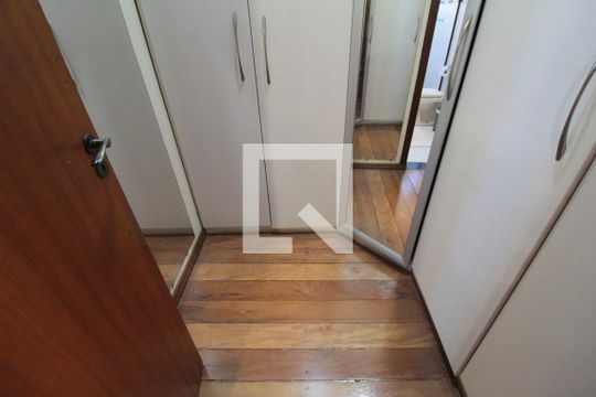 Closet do quarto 1 de casa à venda com 5 quartos, 370m² em São Luiz, Belo Horizonte