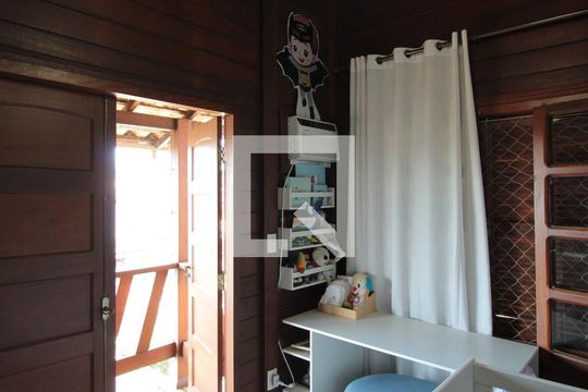 Quarto 3 de casa à venda com 5 quartos, 370m² em São Luiz, Belo Horizonte