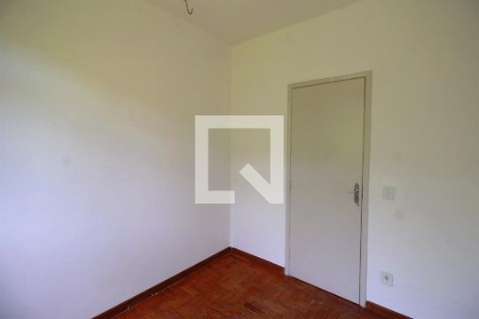Quarto 1 de apartamento à venda com 3 quartos, 67m² em Santa Tereza, Belo Horizonte