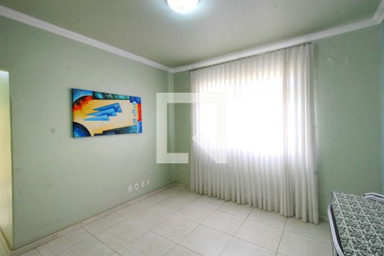 Sala de apartamento à venda com 3 quartos, 67m² em Santa Tereza, Belo Horizonte