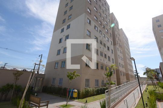 Fachada do bloco de apartamento para alugar com 2 quartos, 36m² em Jardim Regina, São Paulo