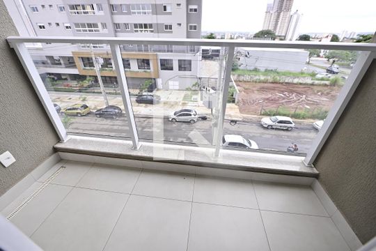 varanda de apartamento à venda com 2 quartos, 63m² em Serrinha, Goiânia