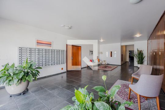 Hall social de apartamento à venda com 1 quarto, 57m² em Pinheiros, São Paulo