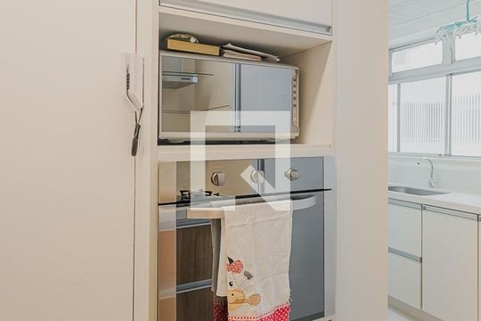 Cozinha de apartamento à venda com 1 quarto, 57m² em Pinheiros, São Paulo