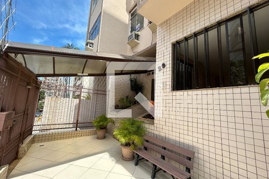 Fachada de apartamento à venda com 2 quartos, 87m² em Méier, Rio de Janeiro