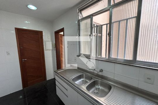 Cozinha de apartamento à venda com 2 quartos, 87m² em Méier, Rio de Janeiro